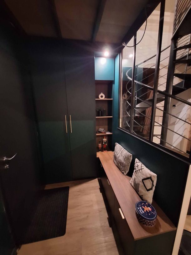 meuble-moderne-sur-mesure-avec-espace-bureau